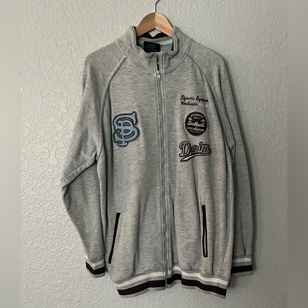 South Pole zip front Gray Jacket with Embroidered Patches men’s size large